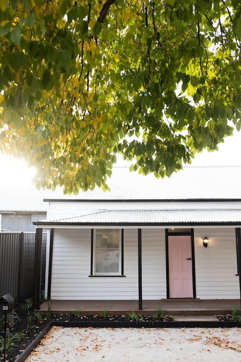 Tastefully Renovated & Decorated Central Home