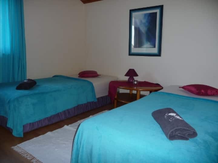 Segundo dormitorio con 2 camas