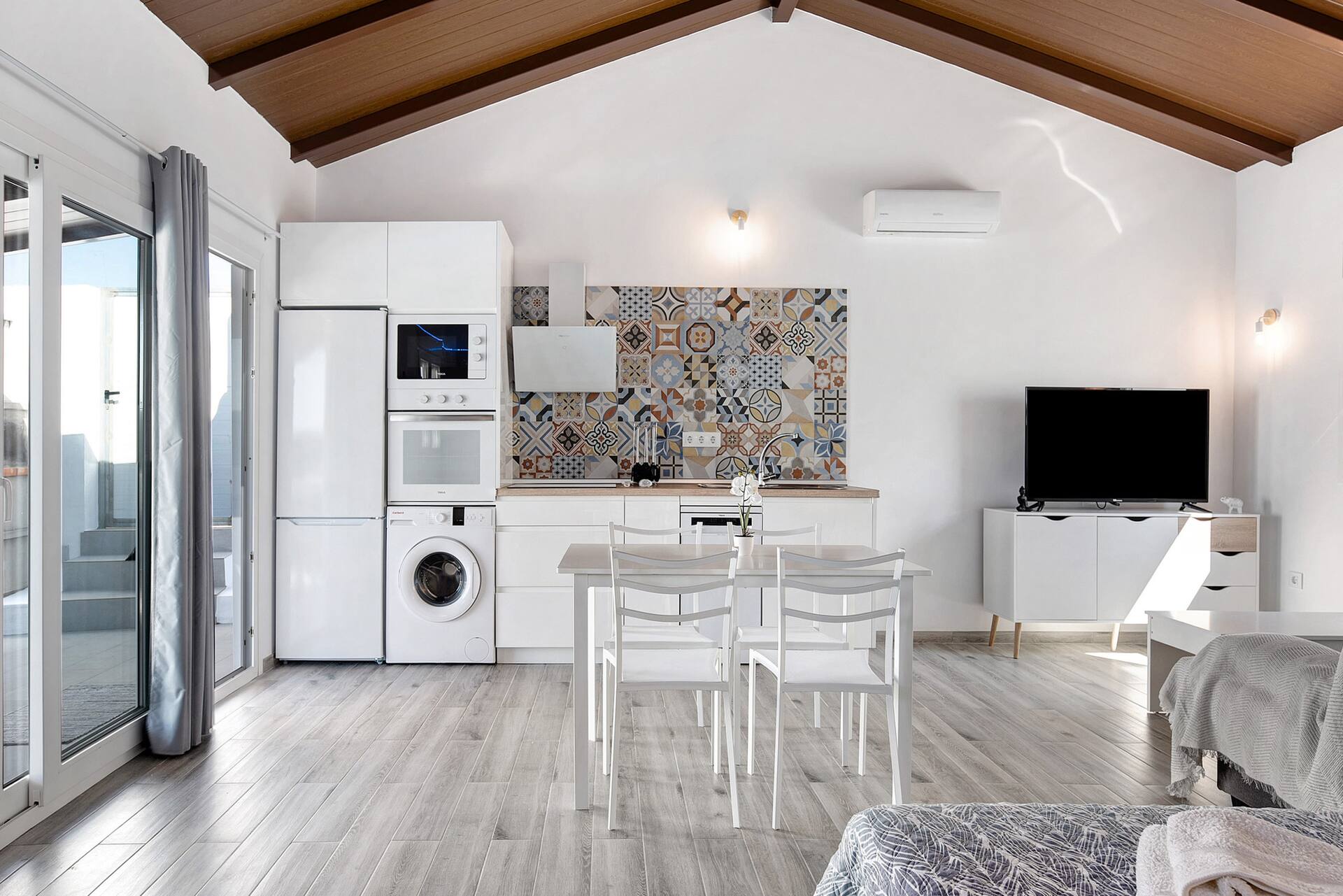 Vakantiehuis 'La Teja 3' met privé zwembad, WiFi en airconditioning — foto 4