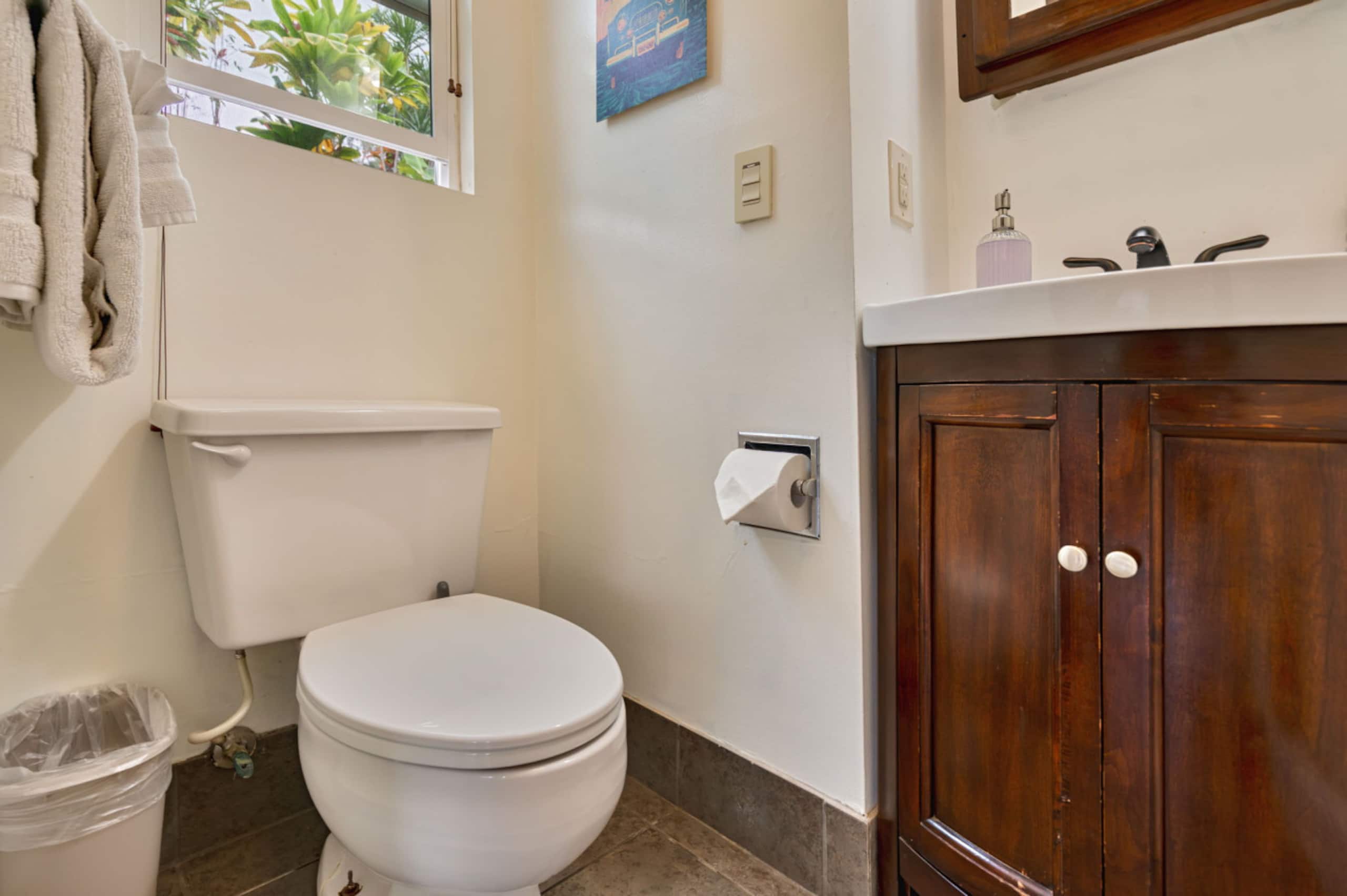 Home in Holualoa · ★4.9 · 4 bedrooms · 6 beds · 3.5 shared baths - Image 45