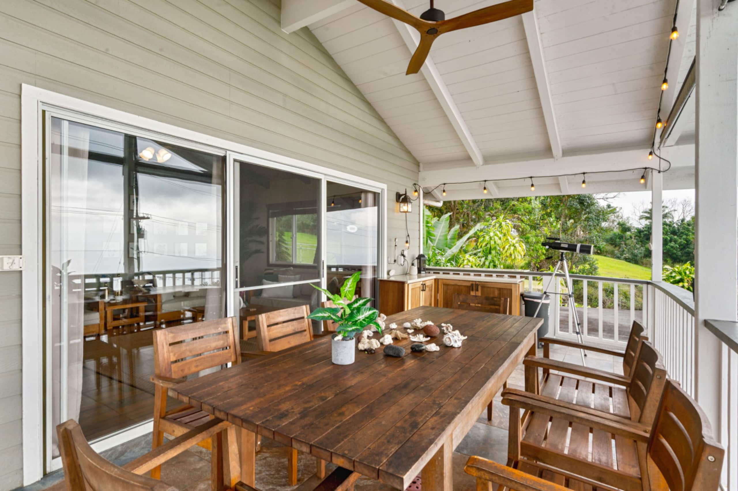 Home in Holualoa · ★4.9 · 4 bedrooms · 6 beds · 3.5 shared baths - Image 53