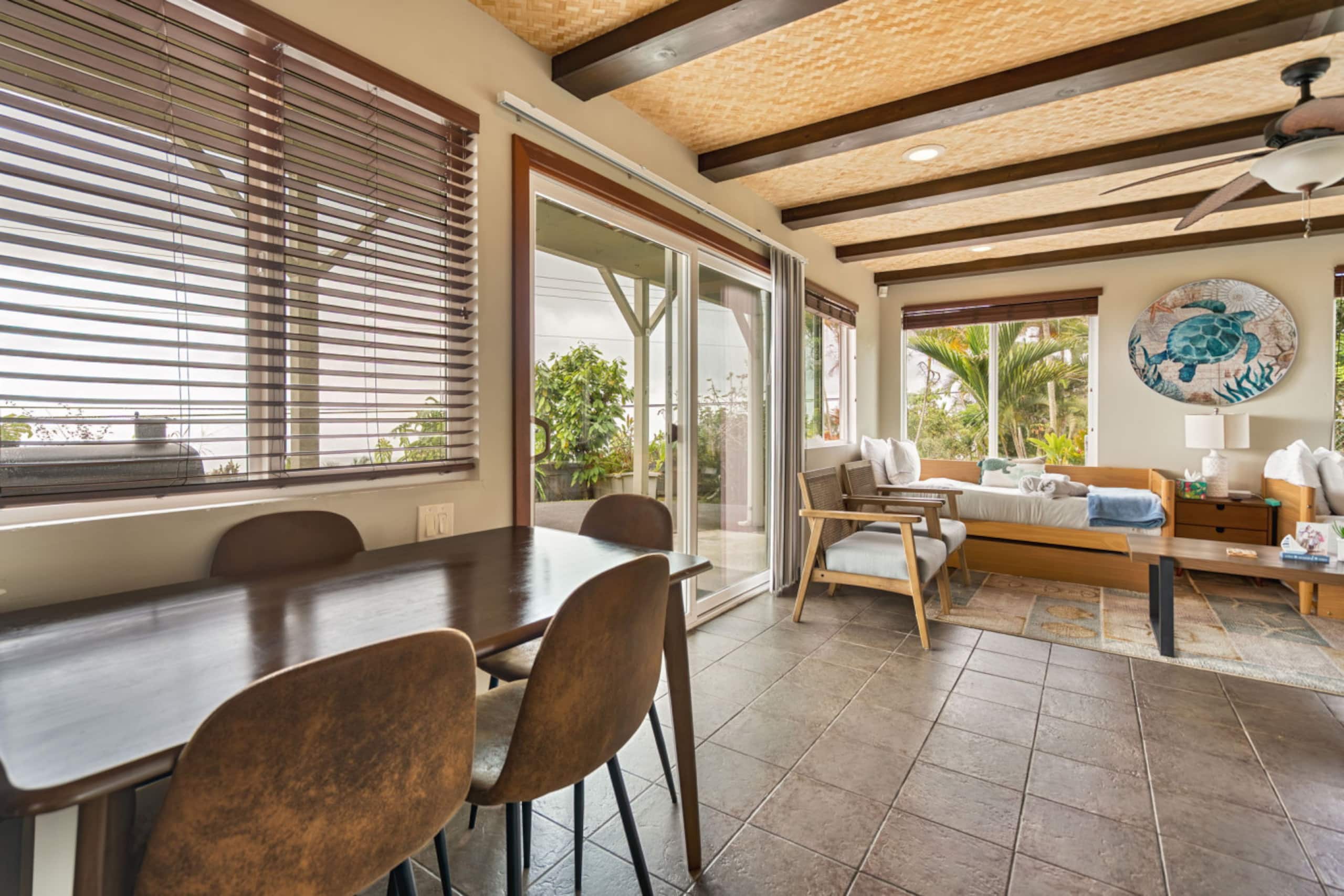 Home in Holualoa · ★4.9 · 4 bedrooms · 6 beds · 3.5 shared baths - Image 20