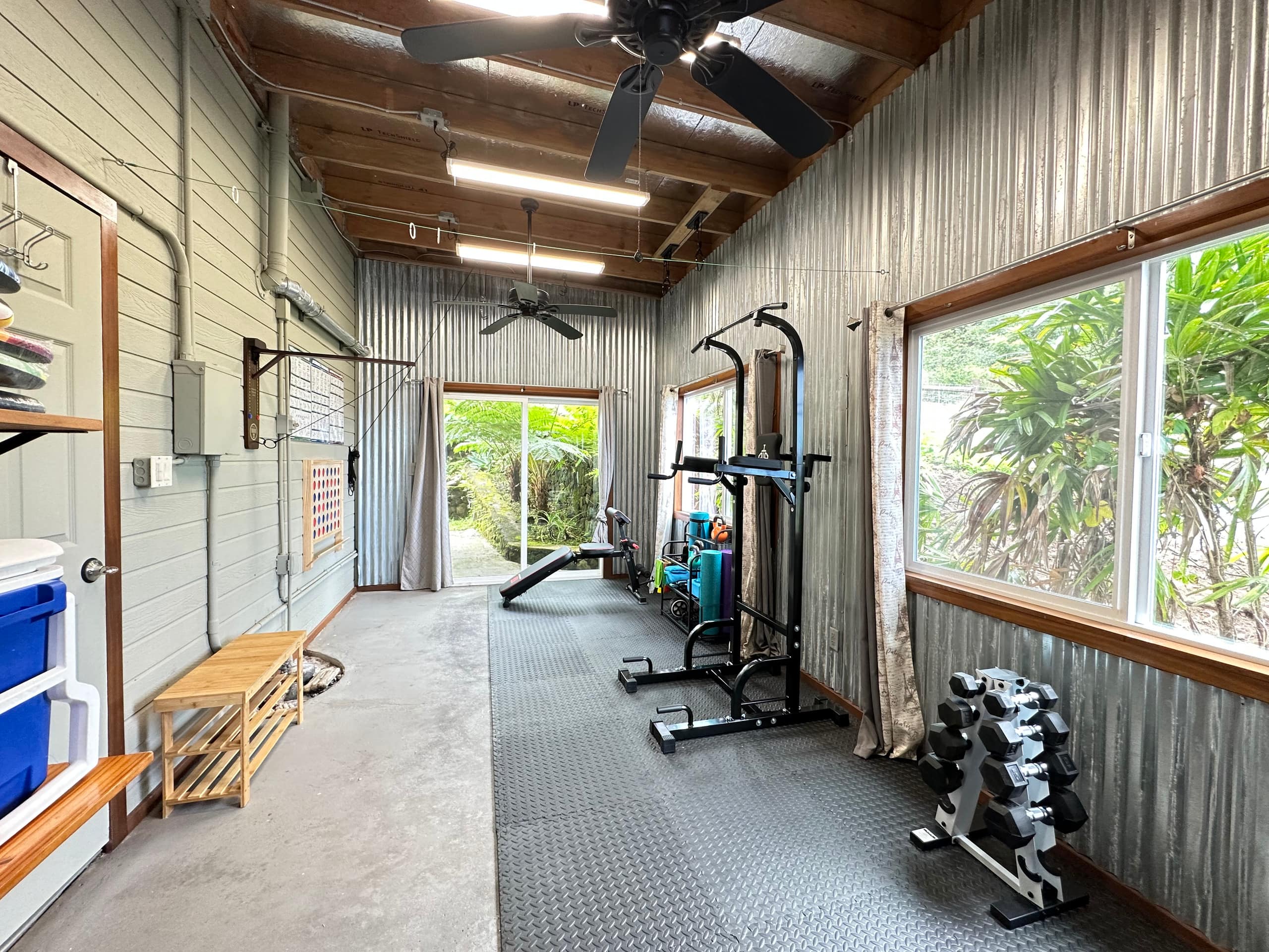 Home in Holualoa · ★4.9 · 4 bedrooms · 6 beds · 3.5 shared baths - Image 48
