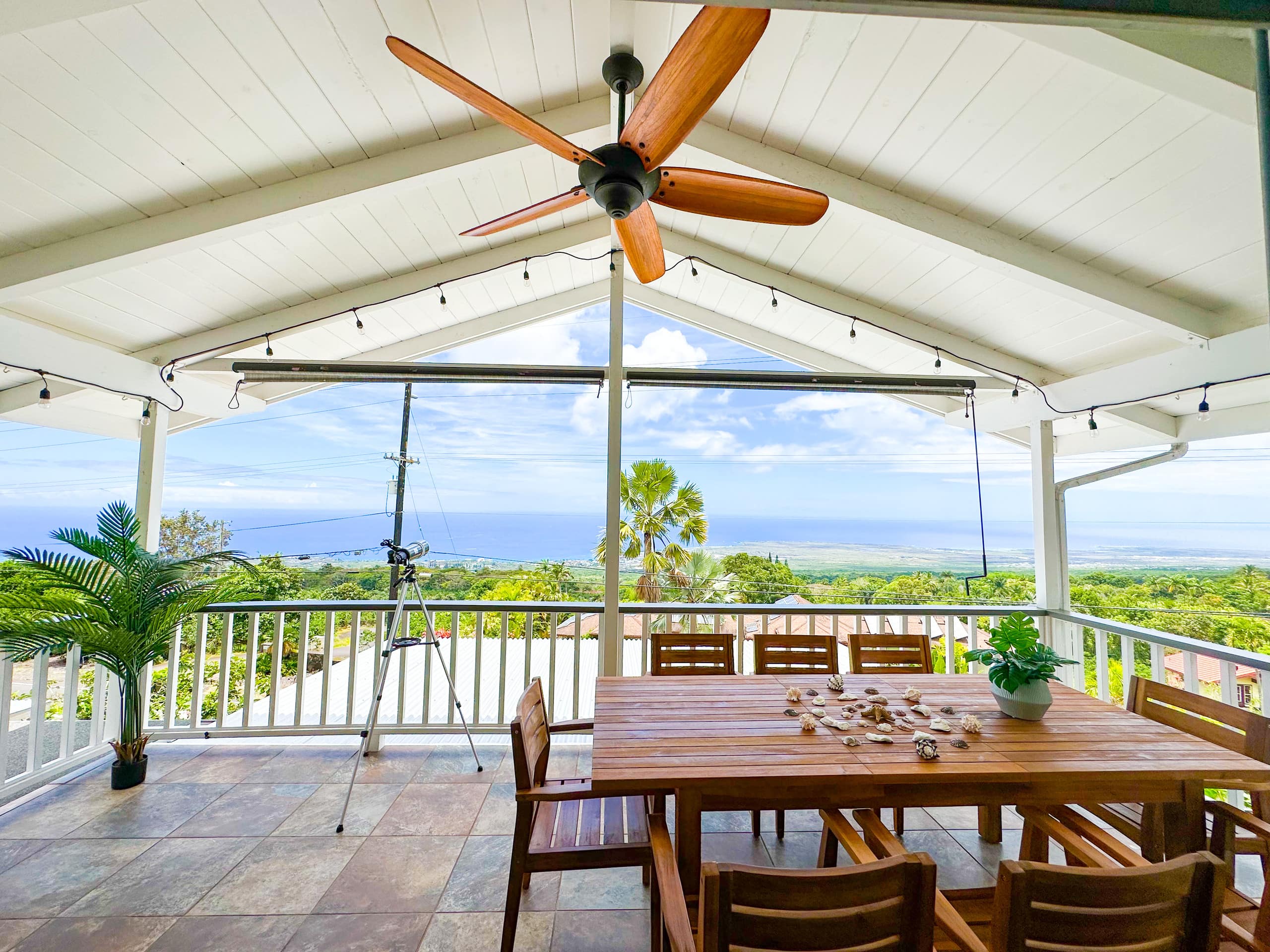 Home in Holualoa · ★4.9 · 4 bedrooms · 6 beds · 3.5 shared baths - Image 51