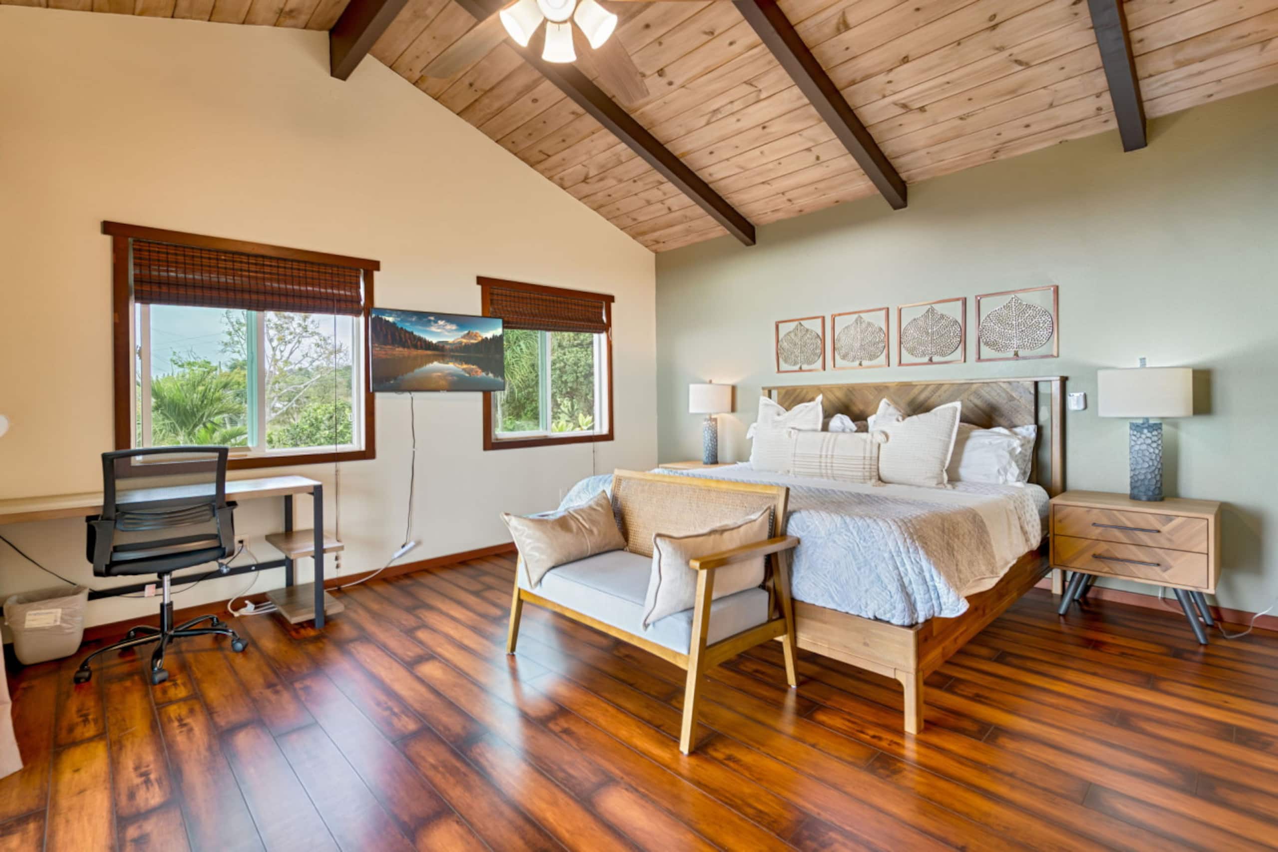 Home in Holualoa · ★4.9 · 4 bedrooms · 6 beds · 3.5 shared baths - Image 23