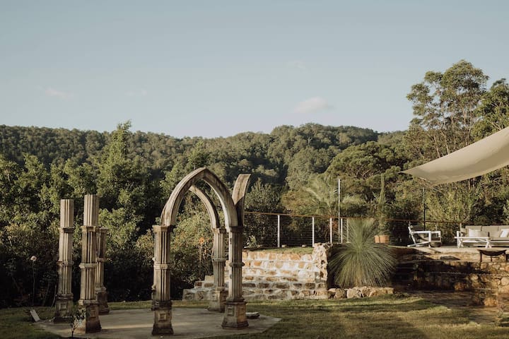 Misty Mountain Manor