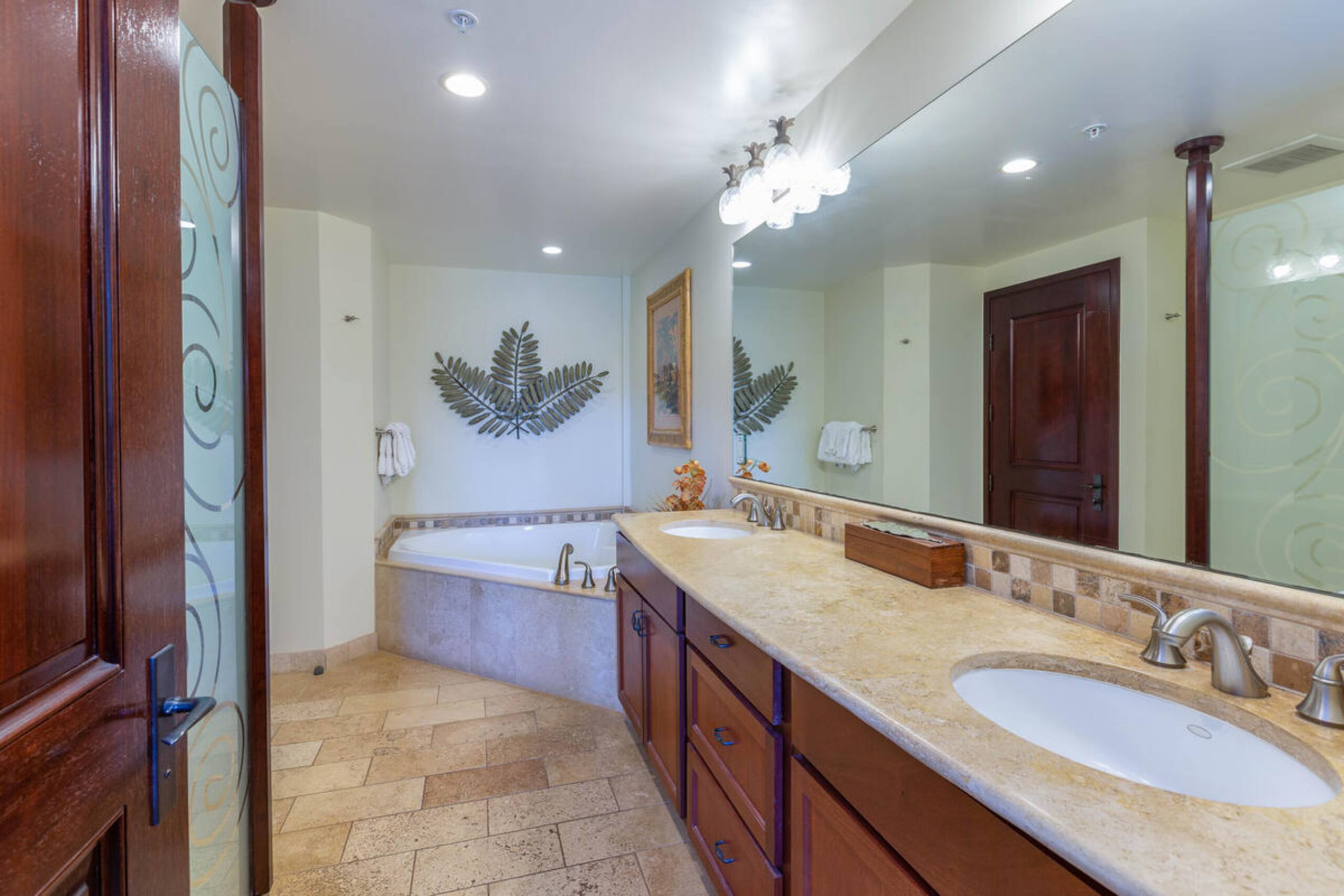 Condo in Kapaa · ★5.0 · 1 bedroom · 2 beds · 2 baths - Image 11