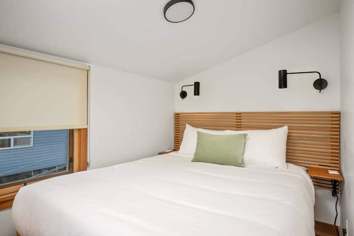 Prespavajte i počastite se opuštenim danom. Zaslužili ste to, na odmoru ste!