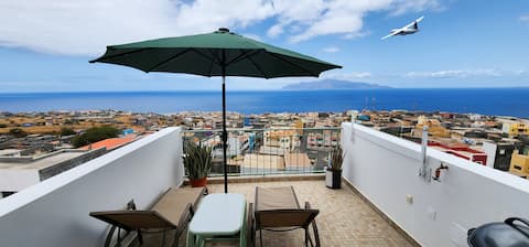 New House - Comfort & Class in Fogo