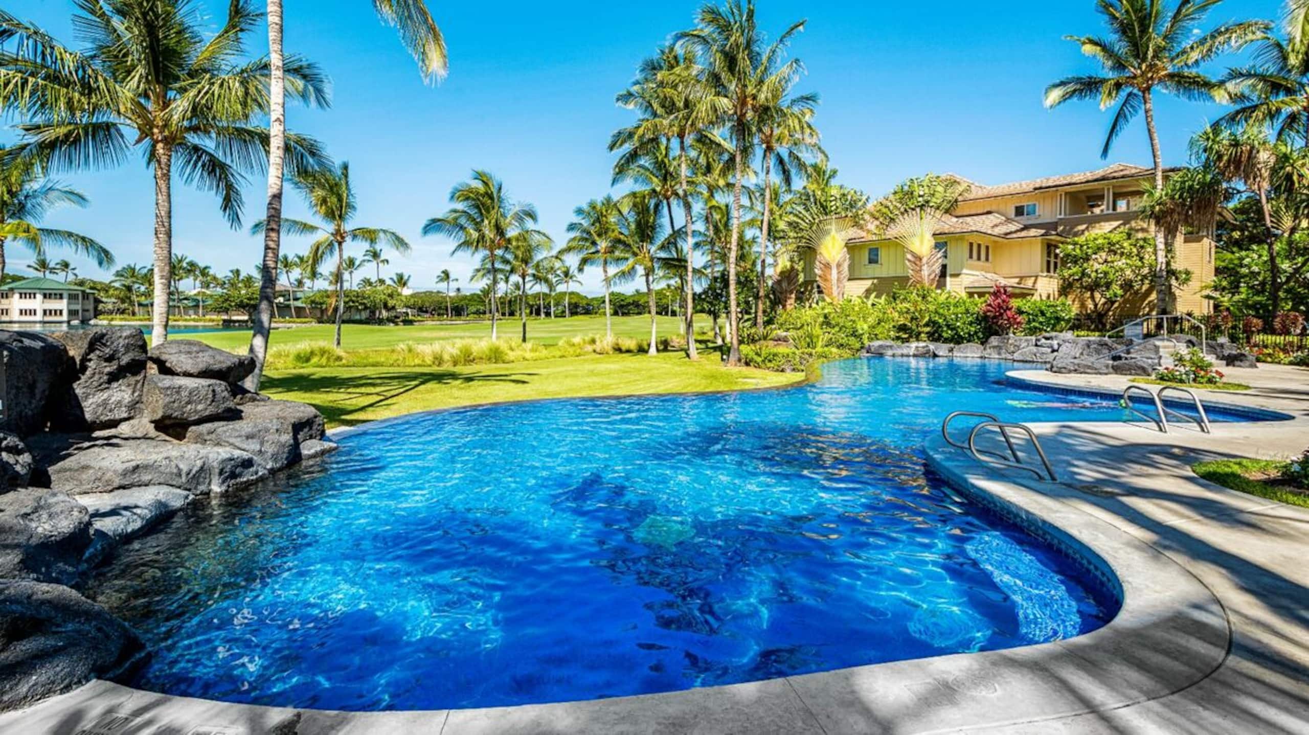 Top-Floor Waikoloa Condo w/ Loft + Golf Views - Photo 33