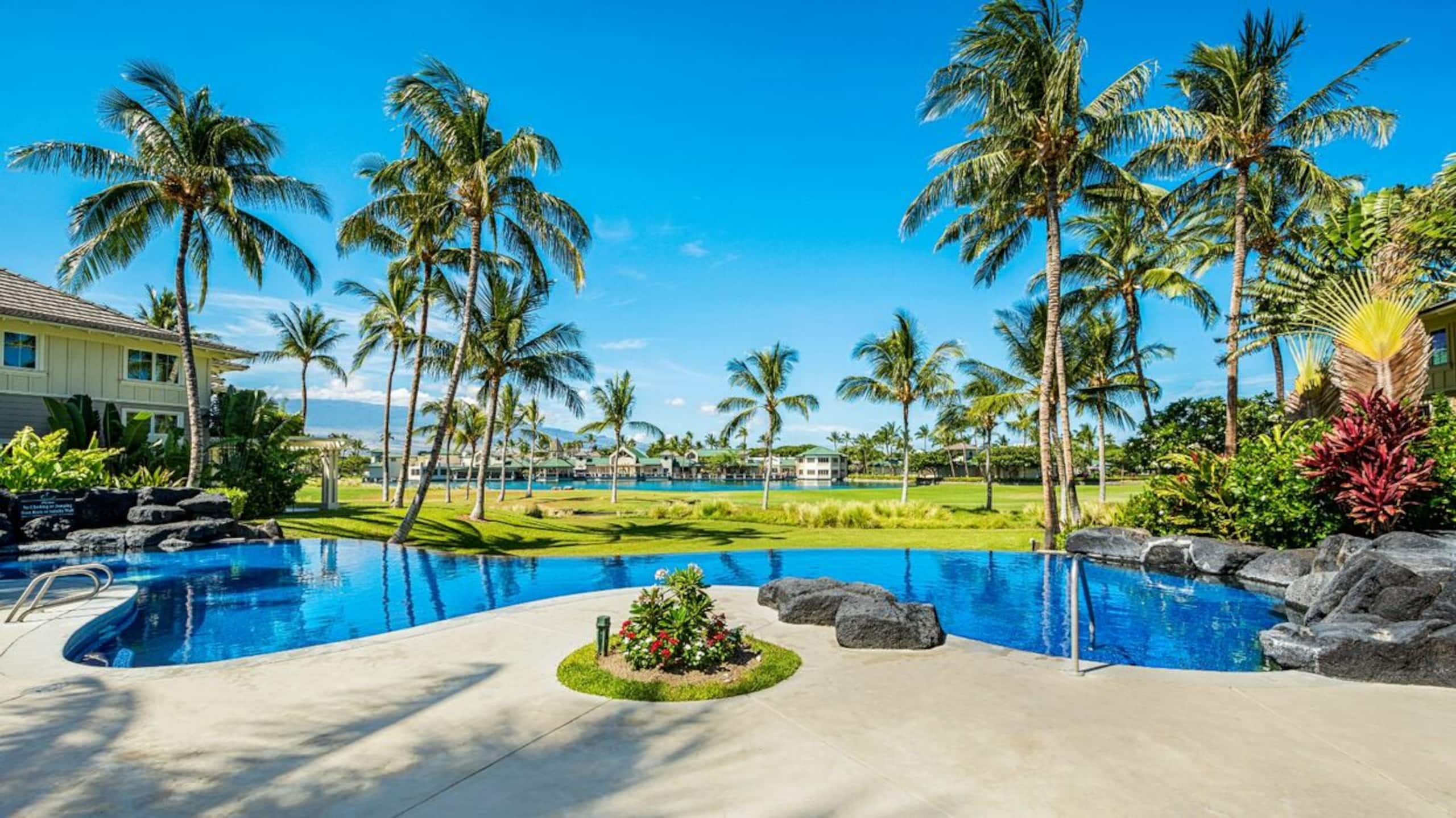 Top-Floor Waikoloa Condo w/ Loft + Golf Views - Photo 5