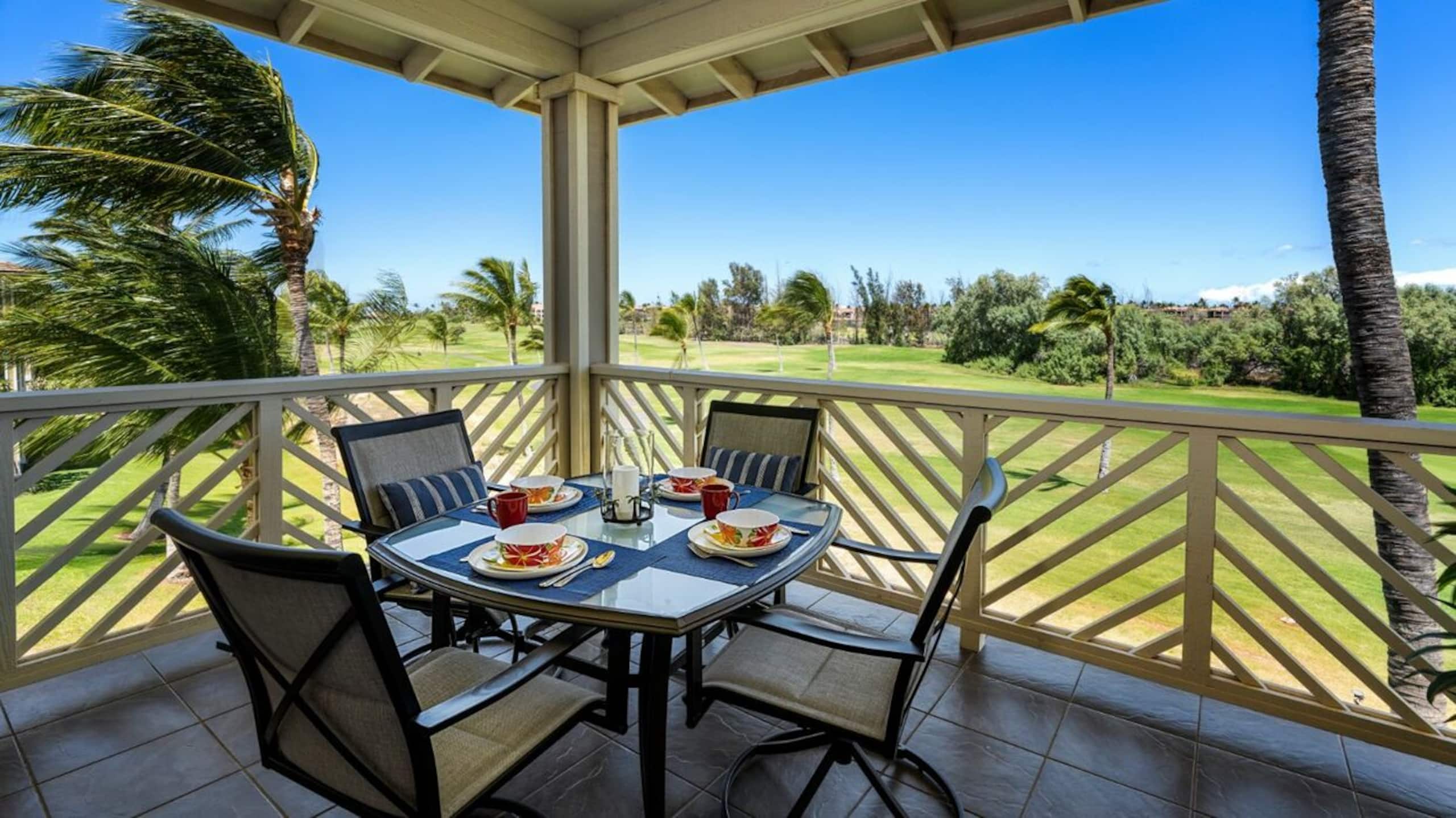 Top-Floor Waikoloa Condo w/ Loft + Golf Views - Main photo