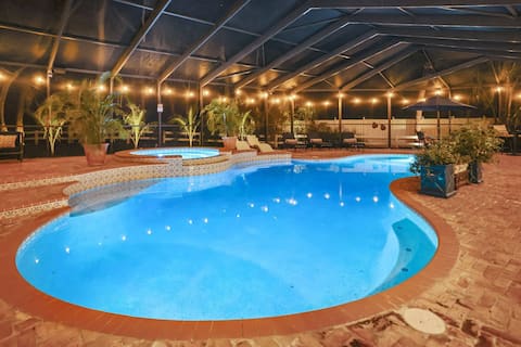 16 BEDS, Events, Salt Pool/Spa, Outdoor Kichen