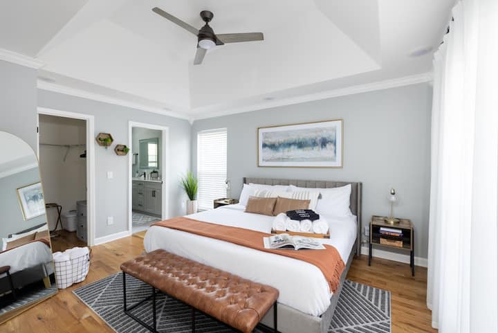 Dhomë gjumi kryesore (krevat dopio "king")