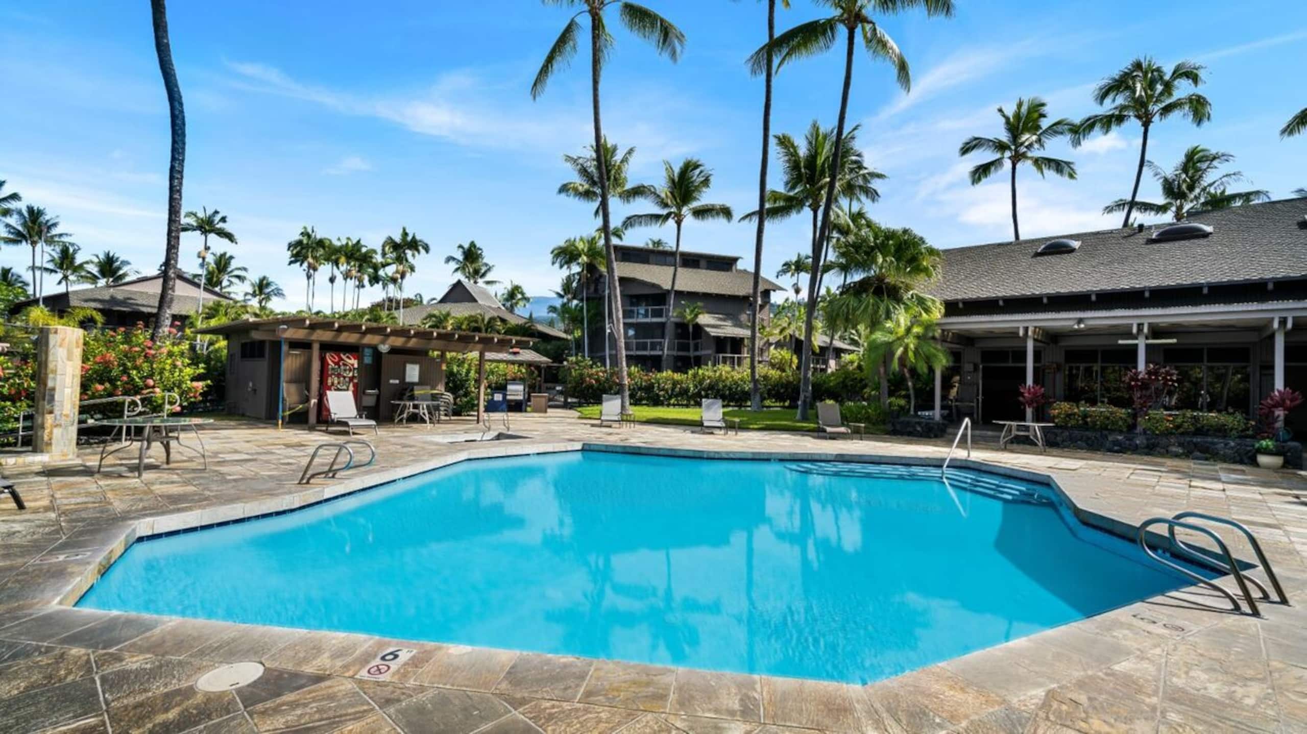Condo in Kailua-Kona · ★5.0 · 2 bedrooms · 3 beds · 2 baths - Image 35