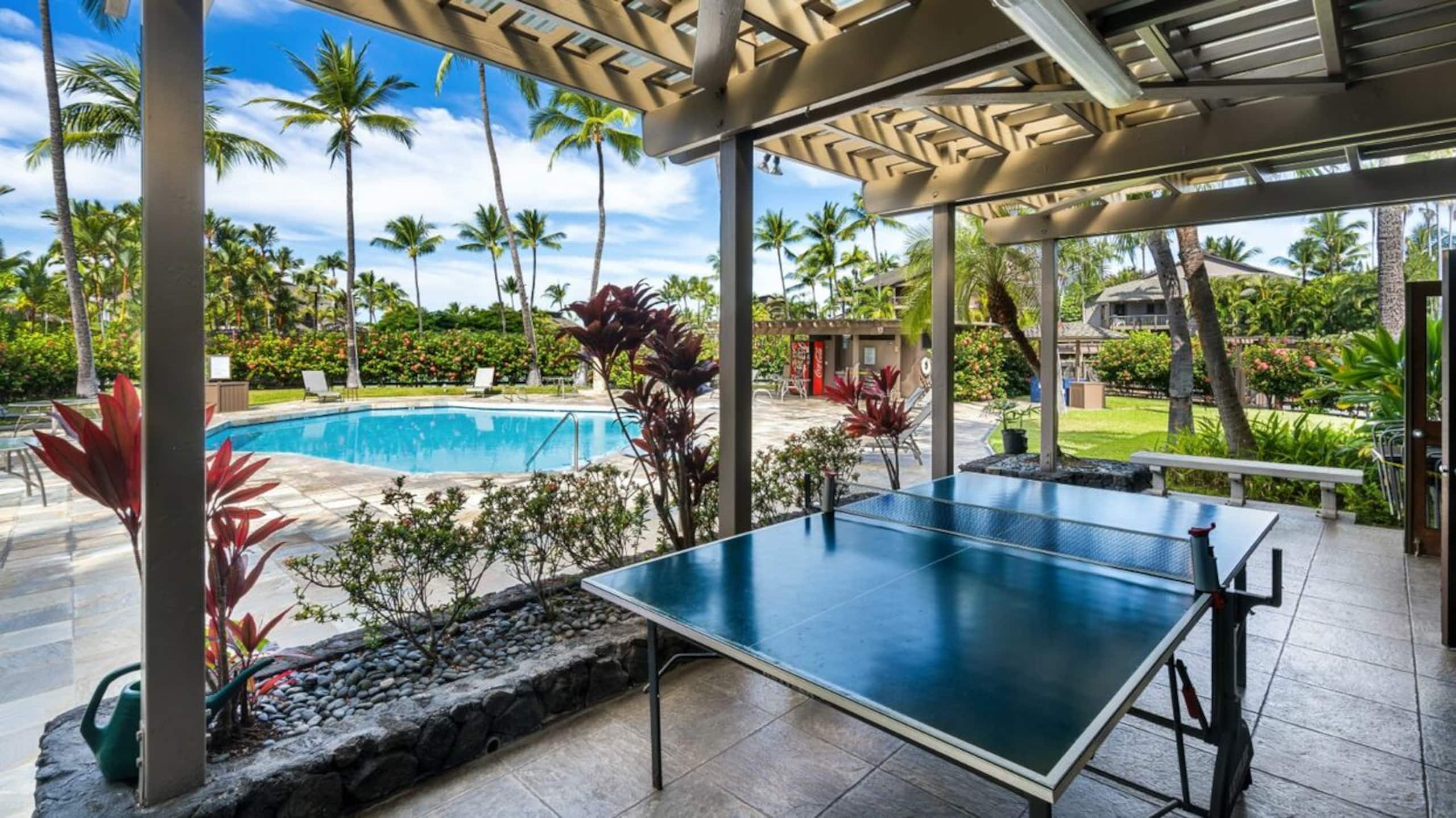 Condo in Kailua-Kona · ★5.0 · 2 bedrooms · 3 beds · 2 baths - Image 45