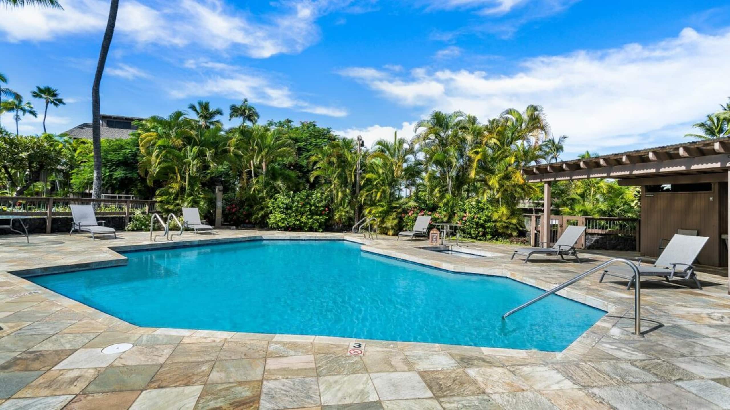 Condo in Kailua-Kona · ★5.0 · 2 bedrooms · 3 beds · 2 baths - Image 37