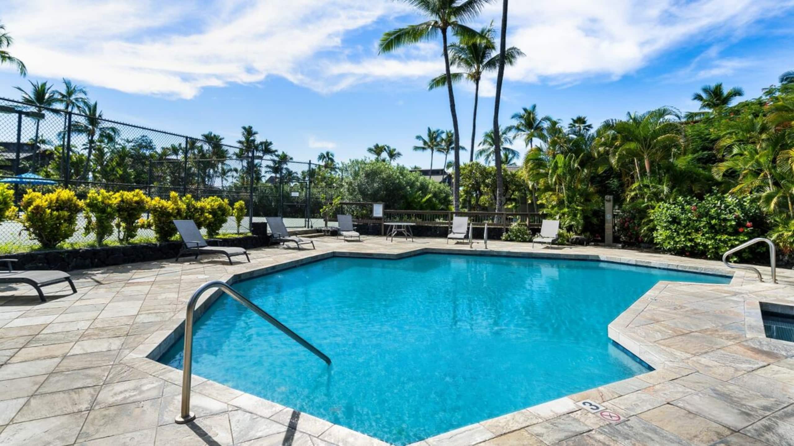 Condo in Kailua-Kona · ★5.0 · 2 bedrooms · 3 beds · 2 baths - Image 36