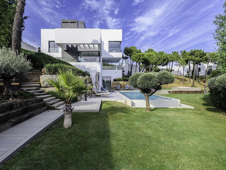 Villa De Luxe Avec Spa Privé Et Vue Mer - Benahavís
