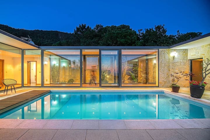 Portugal Active managed Airbnb listing 1