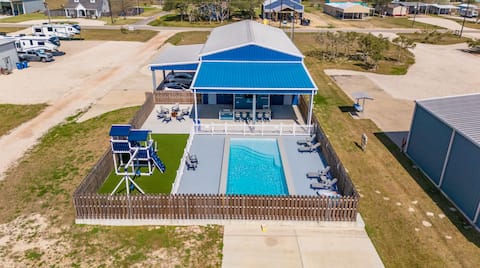 No Agenda Hacienda Pool/Playscape/Pets+$ Fantastic