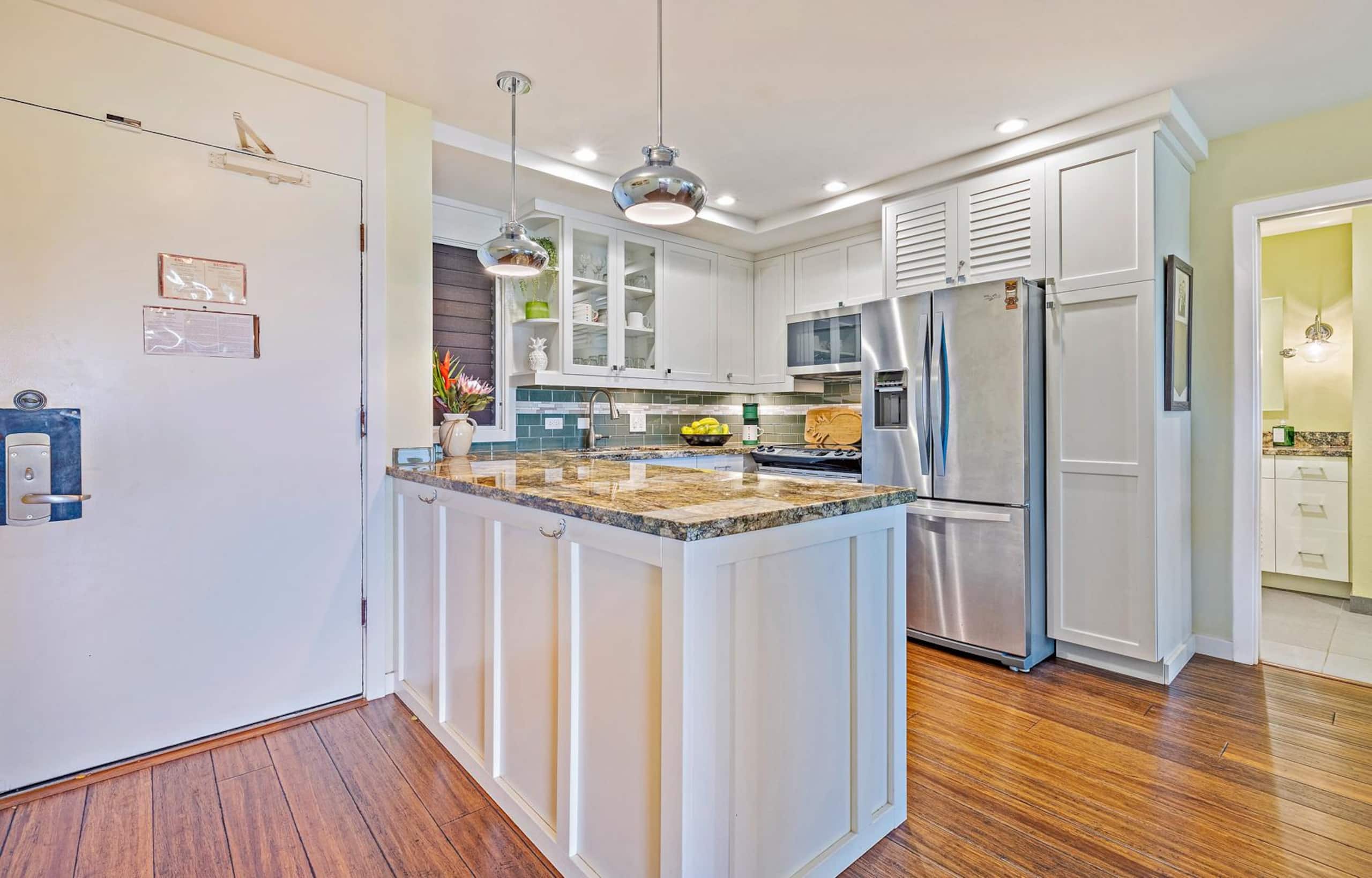 Condo in Lahaina · ★5.0 · 1 bedroom · 2 beds · 2 baths - Image 32