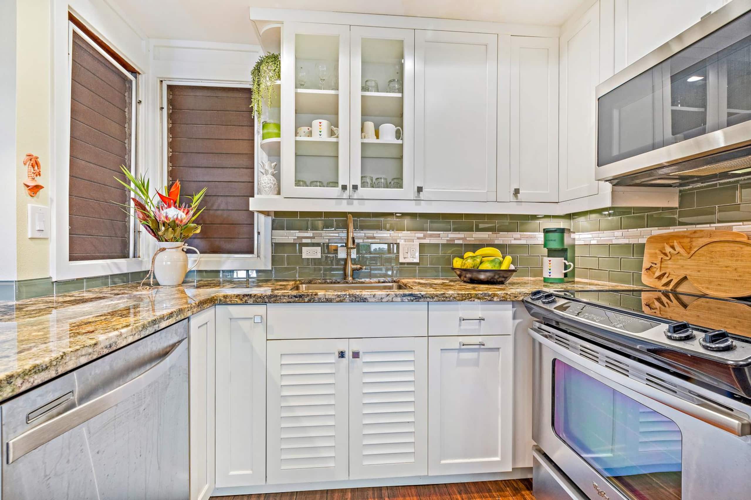 Condo in Lahaina · ★5.0 · 1 bedroom · 2 beds · 2 baths - Image 30