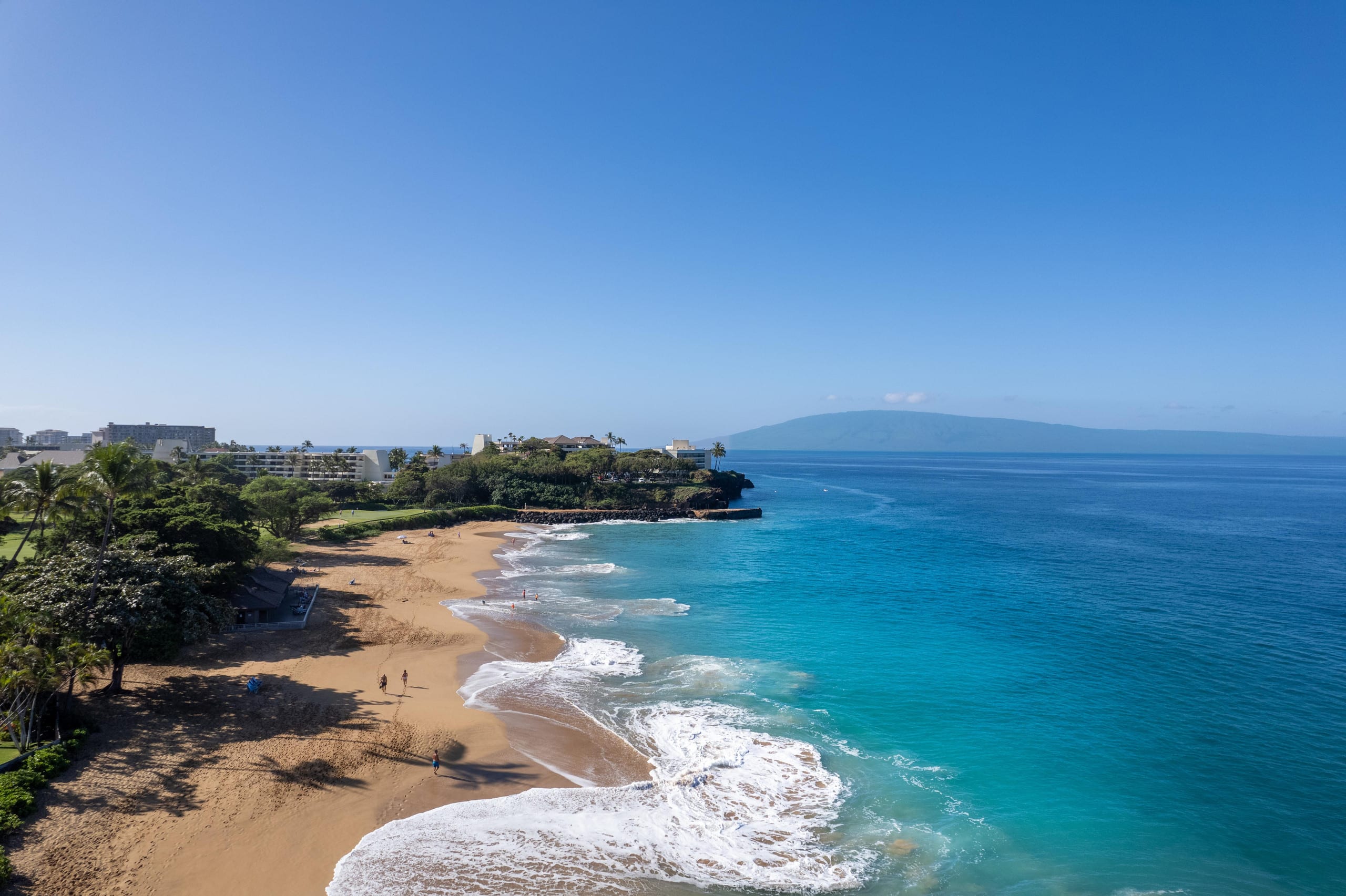 Condo in Lahaina · ★5.0 · 1 bedroom · 2 beds · 2 baths - Image 50