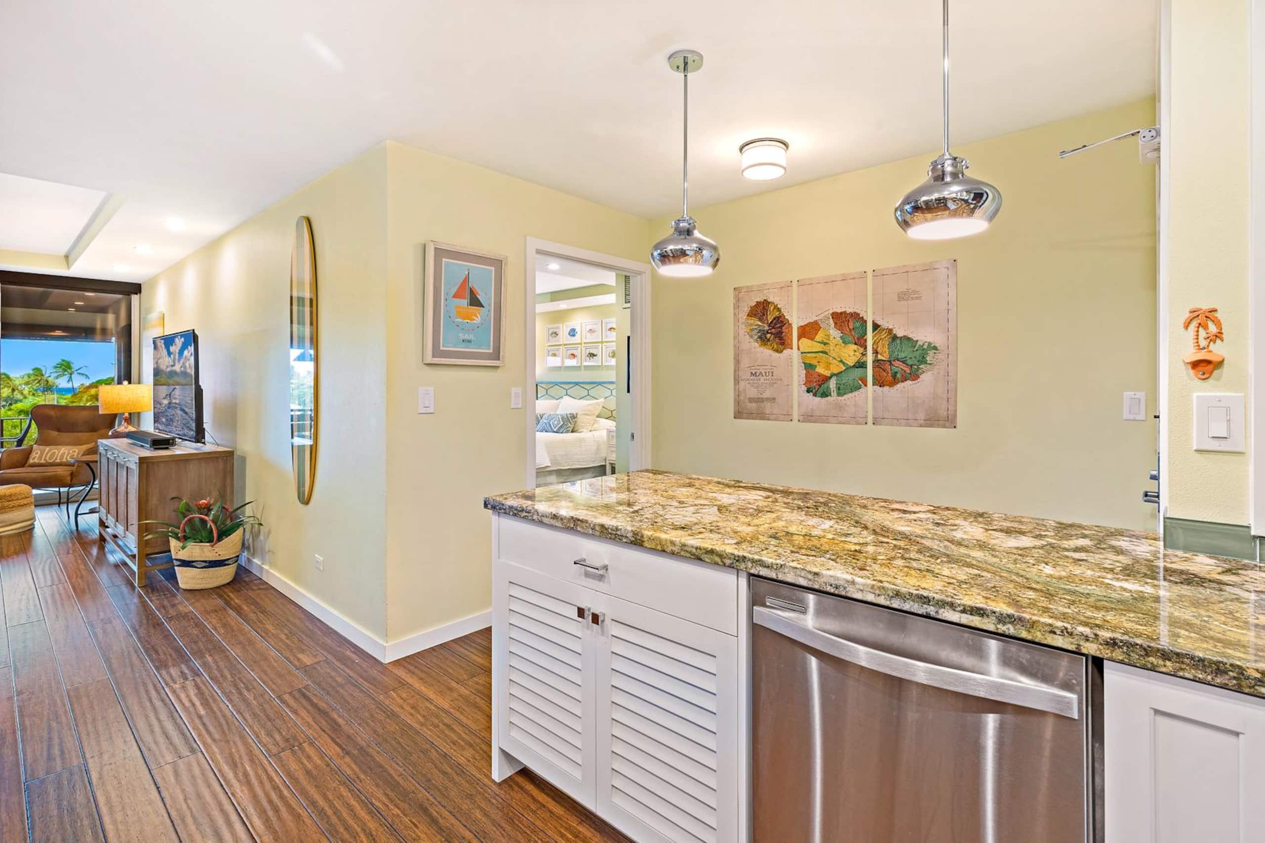 Condo in Lahaina · ★5.0 · 1 bedroom · 2 beds · 2 baths - Image 33