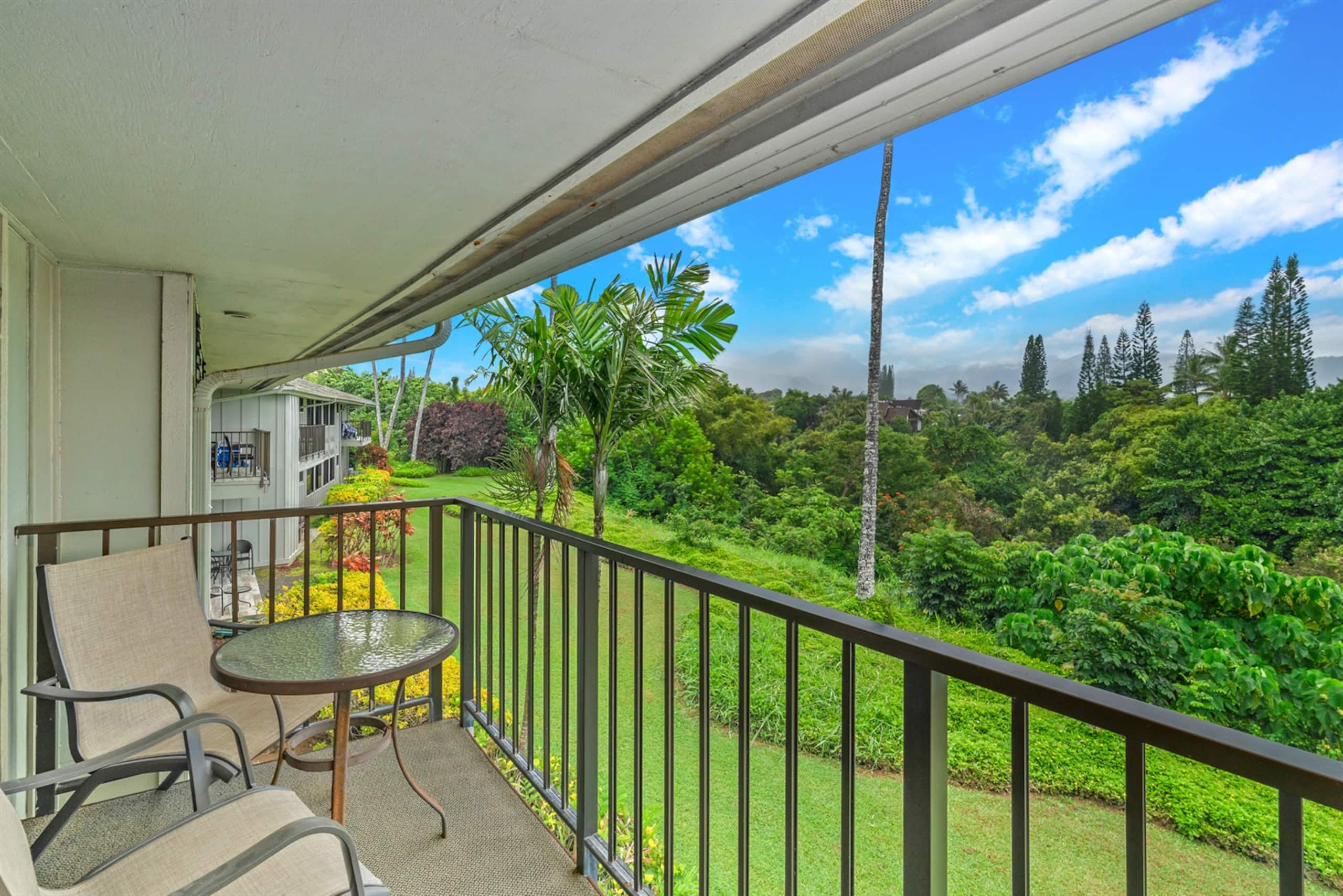 Condo in Princeville · ★4.83 · 2 bedrooms · 2 beds · 2 private baths - Image 11
