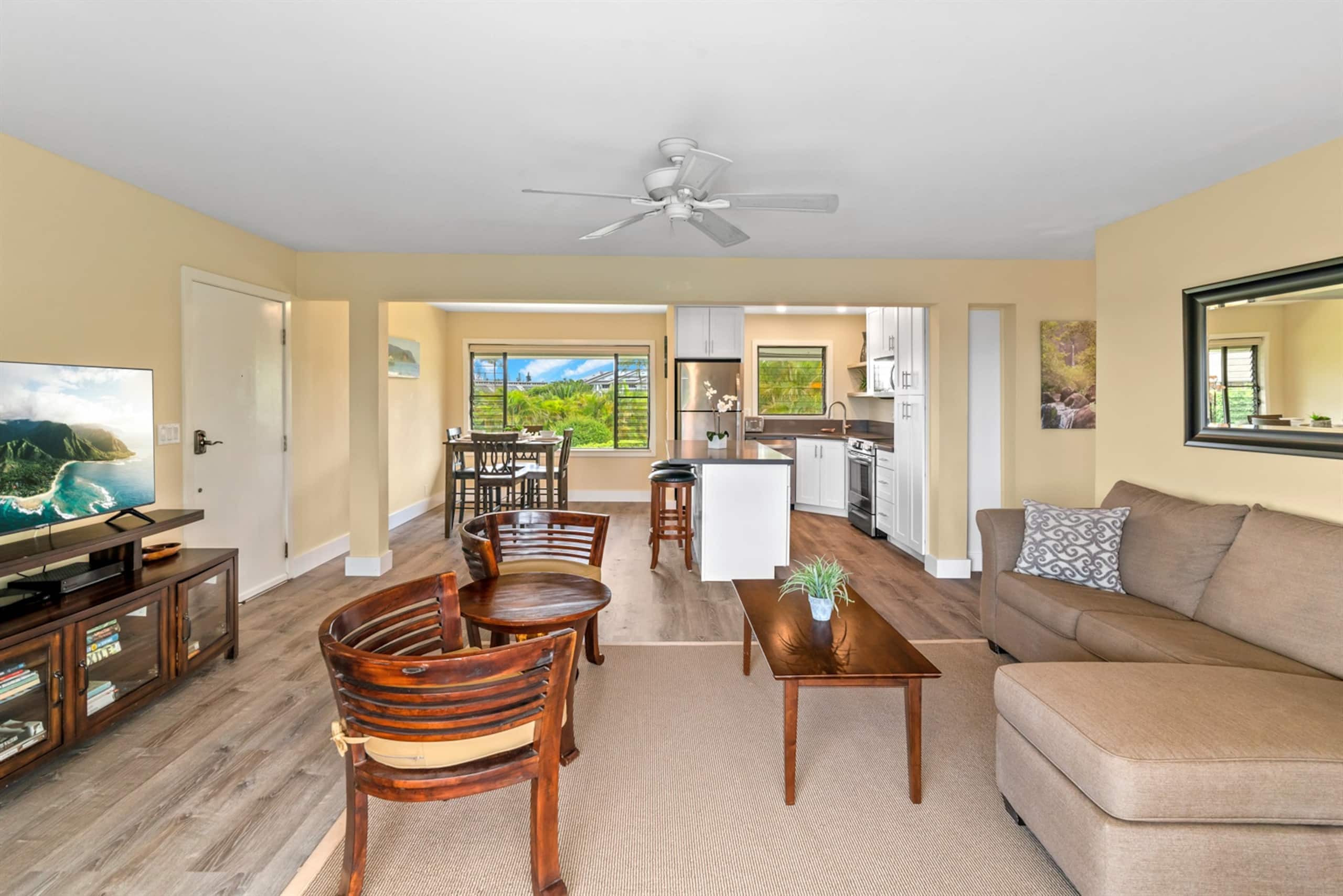 Condo in Princeville · ★4.83 · 2 bedrooms · 2 beds · 2 private baths - Image 12