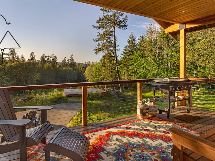 New Listing! Beautiful Custom Home (LML) Houses for Rent in Friday