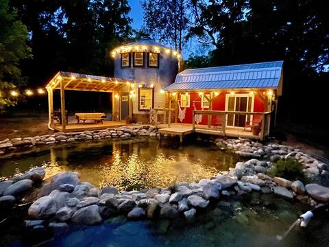 Unique OASIS - Silo Barn - Swim Pond- 5 Miles Trai