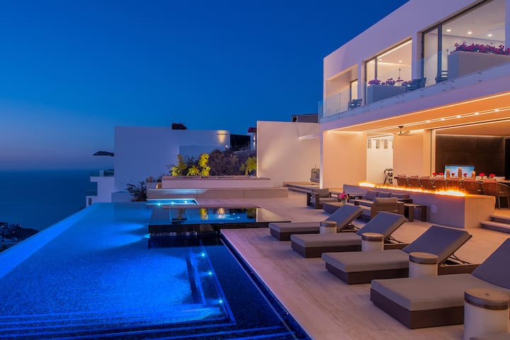 Panoramic Views – Villa Aurora by Cabo Villas