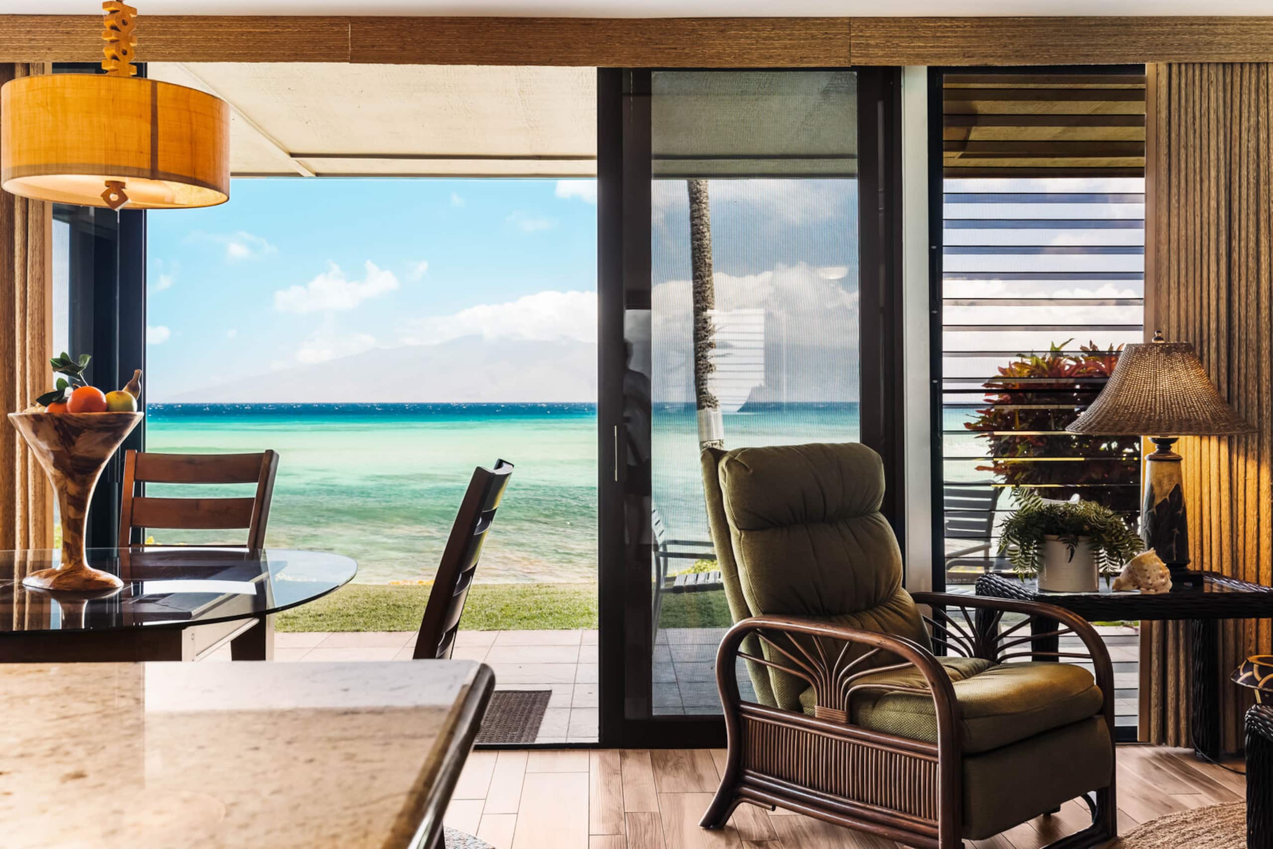 Condo in Lahaina · ★4.7 · 2 bedrooms · 3 beds · 2 baths - Image 16