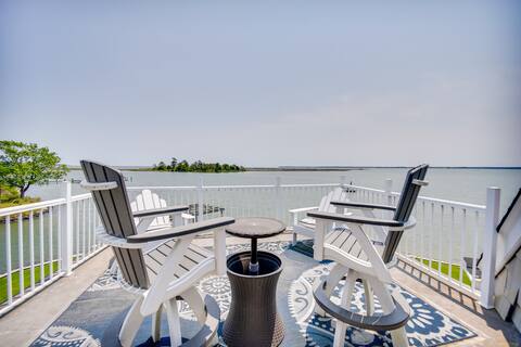 Bayfront White Stone Escape w/ Private Beach!