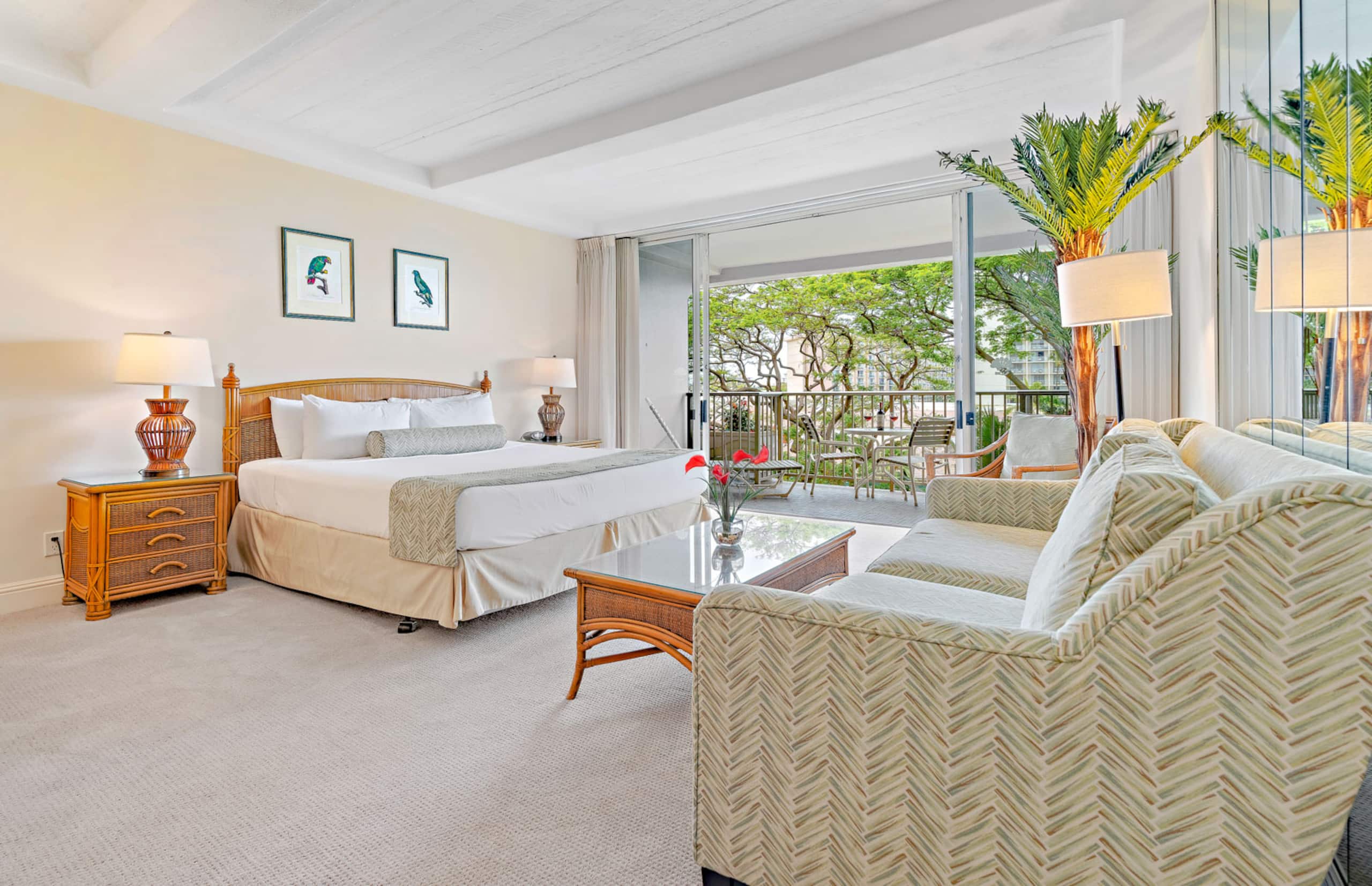 Condo in Lahaina · ★4.0 · Studio · 2 beds · 1 bath - Image 4