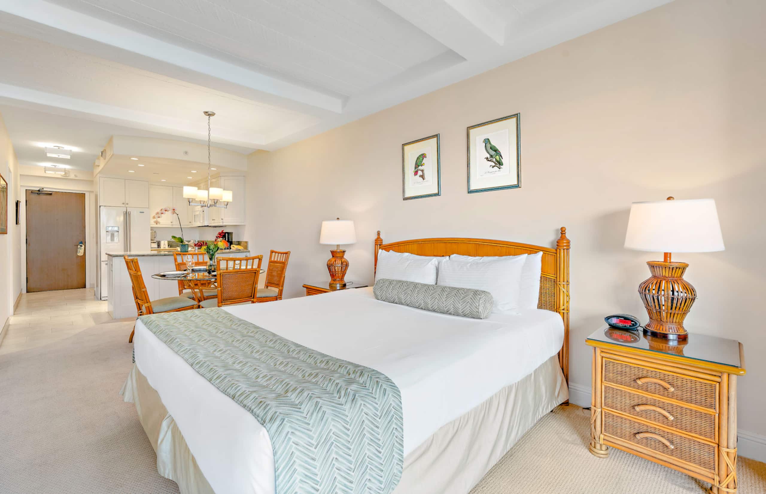Condo in Lahaina · ★4.0 · Studio · 2 beds · 1 bath - Image 11
