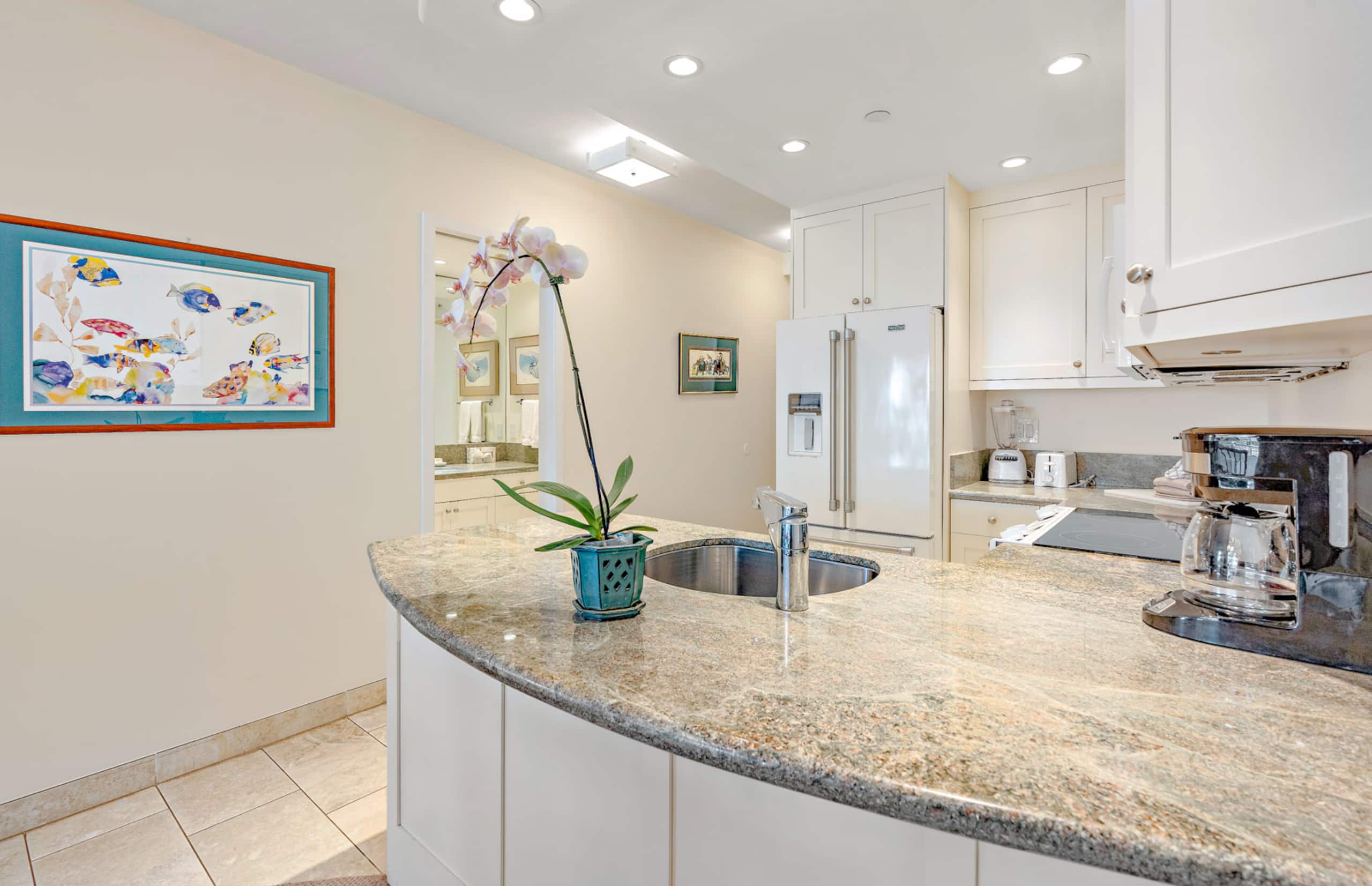 Condo in Lahaina · ★4.0 · Studio · 2 beds · 1 bath - Image 17