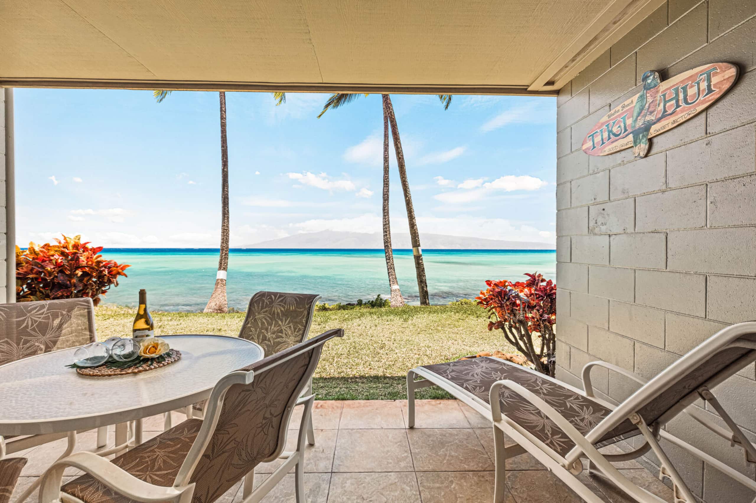 Condo in Lahaina · ★4.82 · 1 bedroom · 2 beds · 1 private bath - Image 2