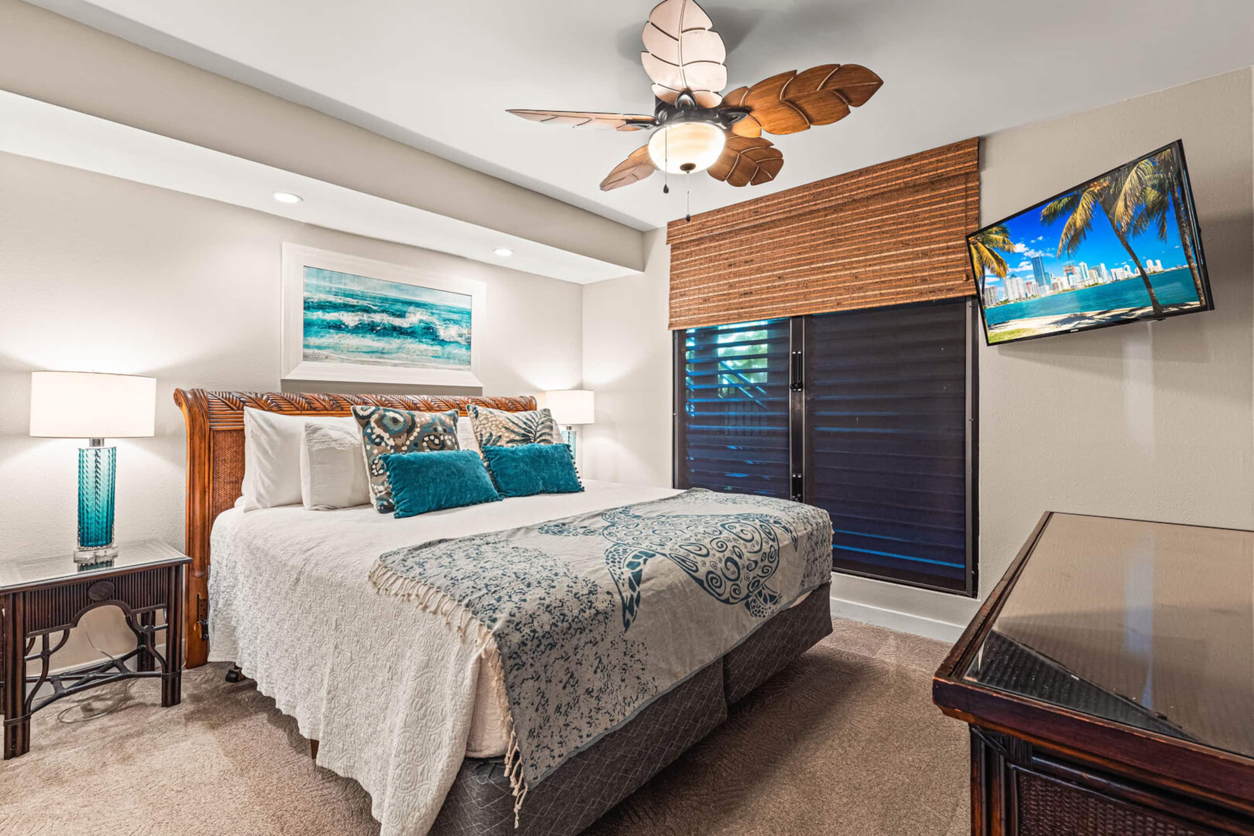 Condo in Lahaina · ★4.82 · 1 bedroom · 2 beds · 1 private bath - Image 16