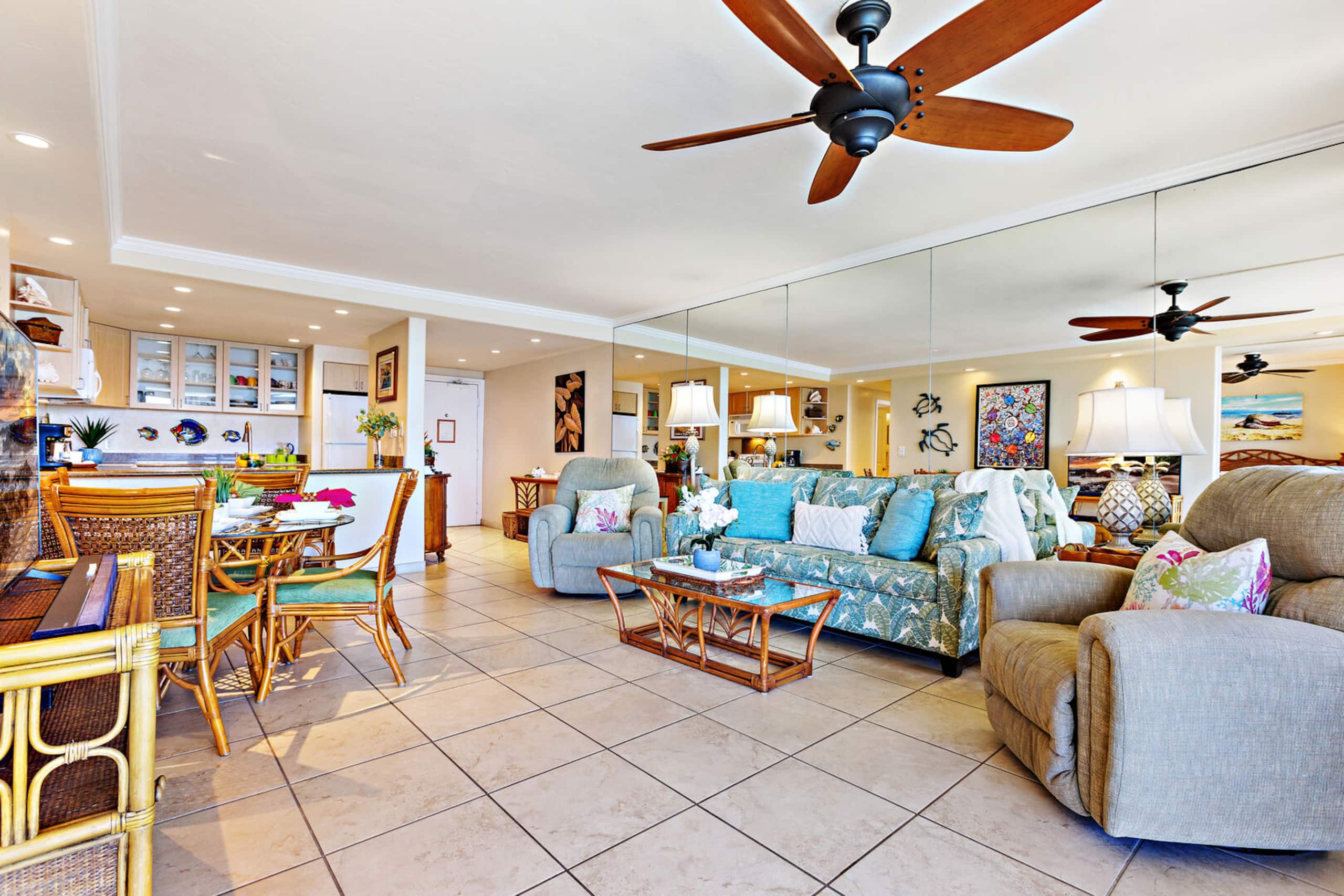 Condo in Lahaina · ★4.93 · 2 bedrooms · 2 beds · 2 baths - Image 10