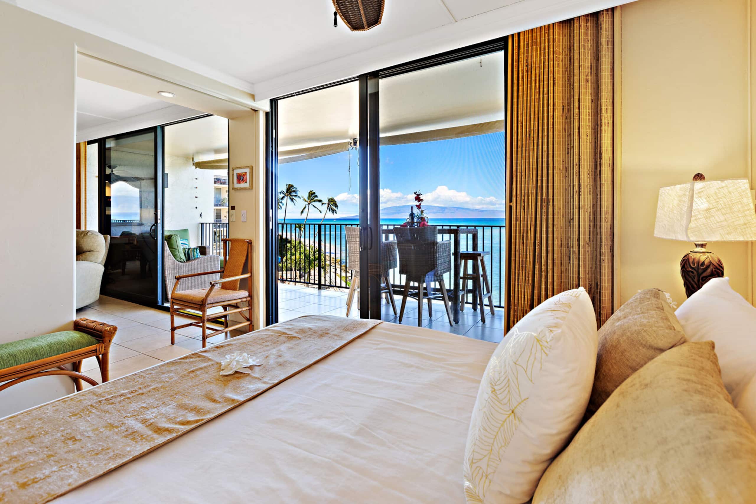 Condo in Lahaina · ★4.93 · 2 bedrooms · 2 beds · 2 baths - Image 20