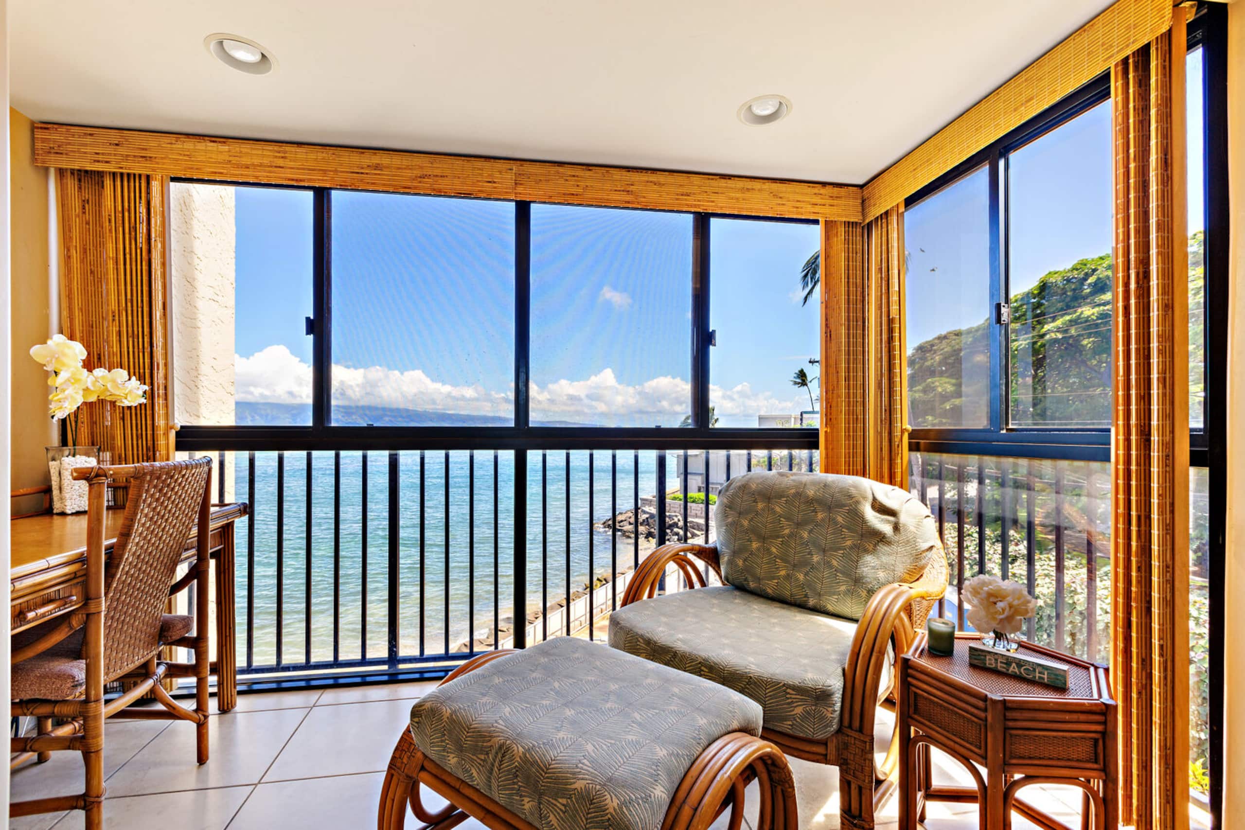Condo in Lahaina · ★4.93 · 2 bedrooms · 2 beds · 2 baths - Image 30