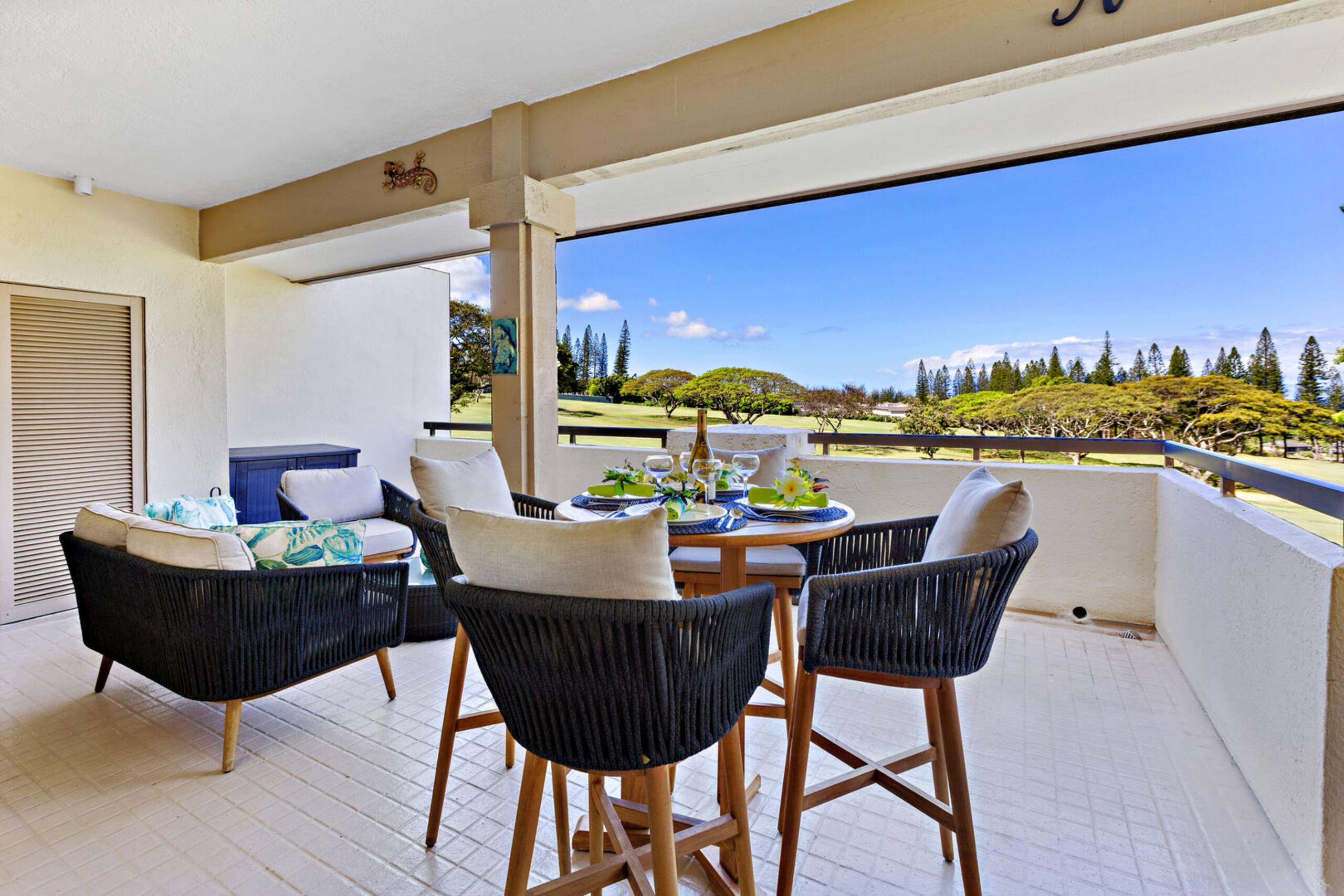 Condo in Lahaina · ★4.8 · 1 bedroom · 3 beds · 2 baths - Image 6