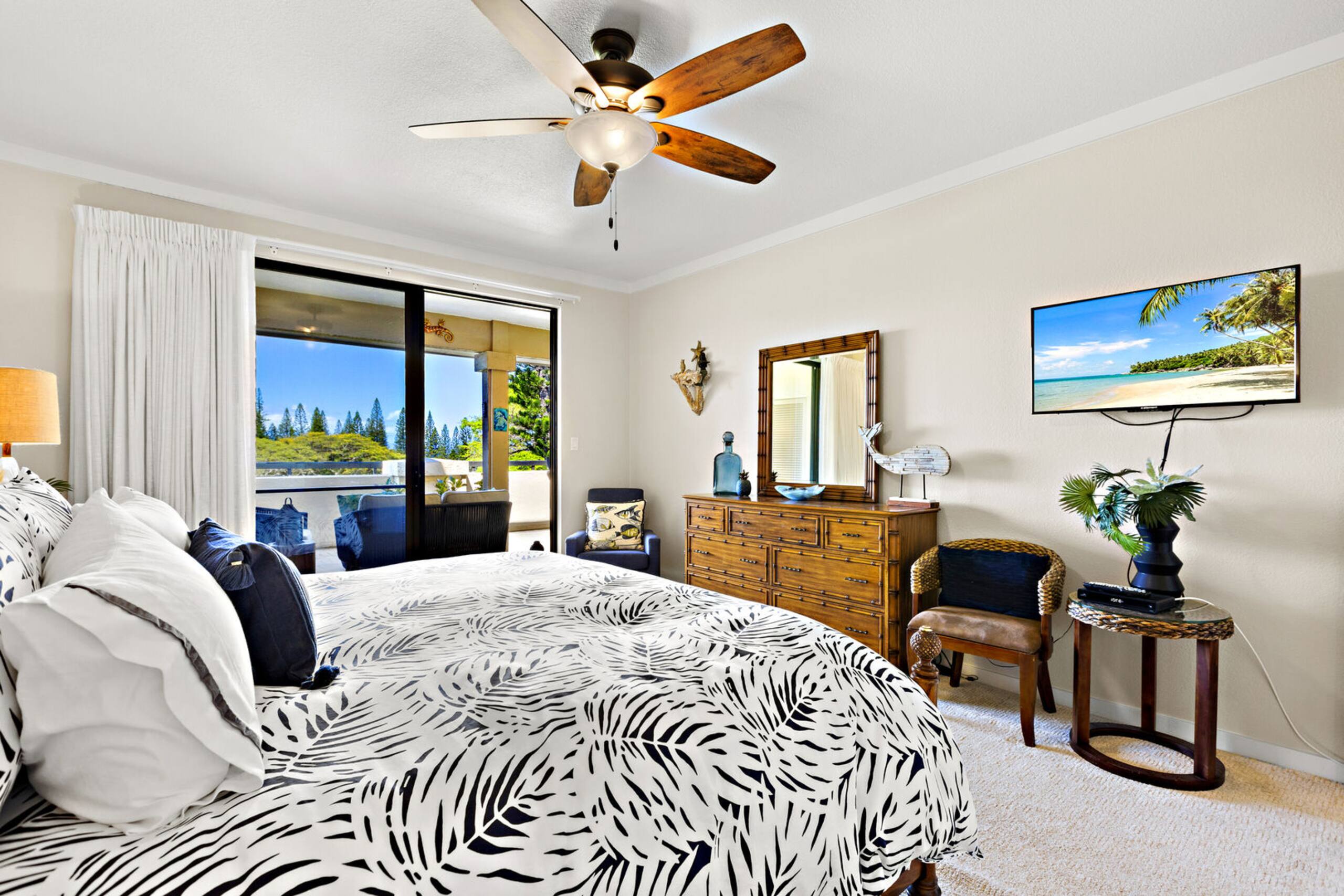 Condo in Lahaina · ★4.8 · 1 bedroom · 3 beds · 2 baths - Image 22