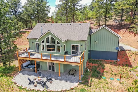 Valley Vista Lodge! Holiday Home! Pet-Friendly Hot