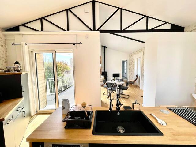 Cap À L'Ouest Conciergerie managed Airbnb listing 3