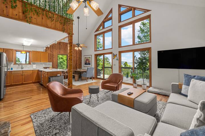 Stunning mountain Views, hot tub, game room & more