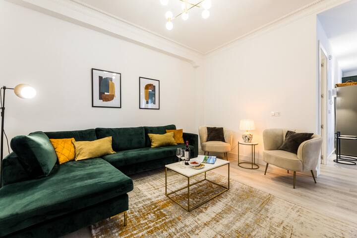 Balea Suite: 1 min from La Concha Beach gallery image 2